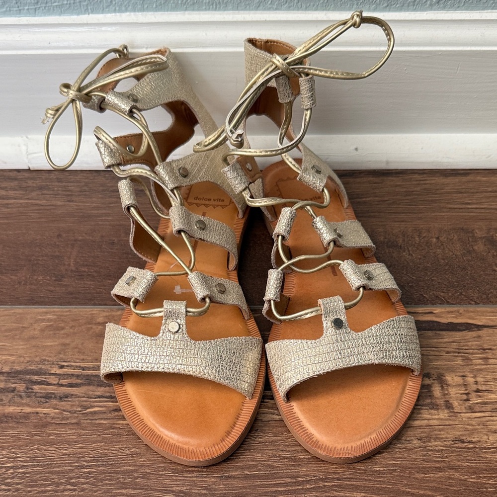 Dolce Vita Metallic Gold Gladiator Sandals Leather US 6.5 EU 37 new